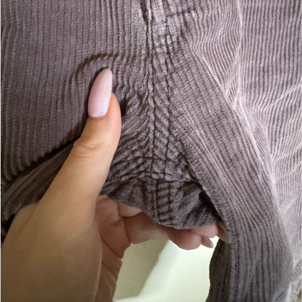 BDG Urban Outfitters High & Wide Corduroy Pants Size 26 in Brown/Purple - Picture 4 of 9
